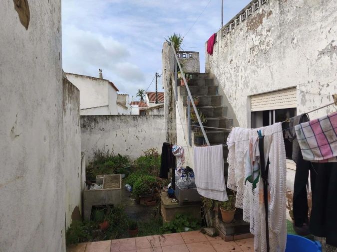 Moradia T4 para Venda em Lagos (São Sebastião e Santa Maria) Foto 6