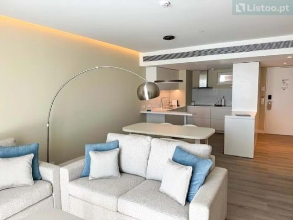 Apartamento T2 para Venda em Quarteira Foto 2