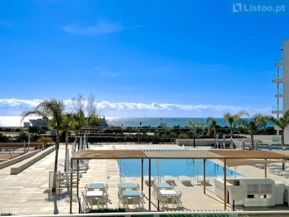 Apartamento T2 para Venda em Quarteira Foto 7