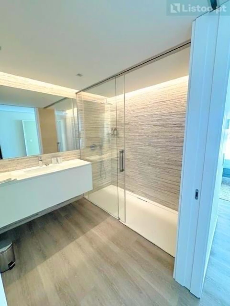 Apartamento T2 para Venda em Quarteira Foto 12