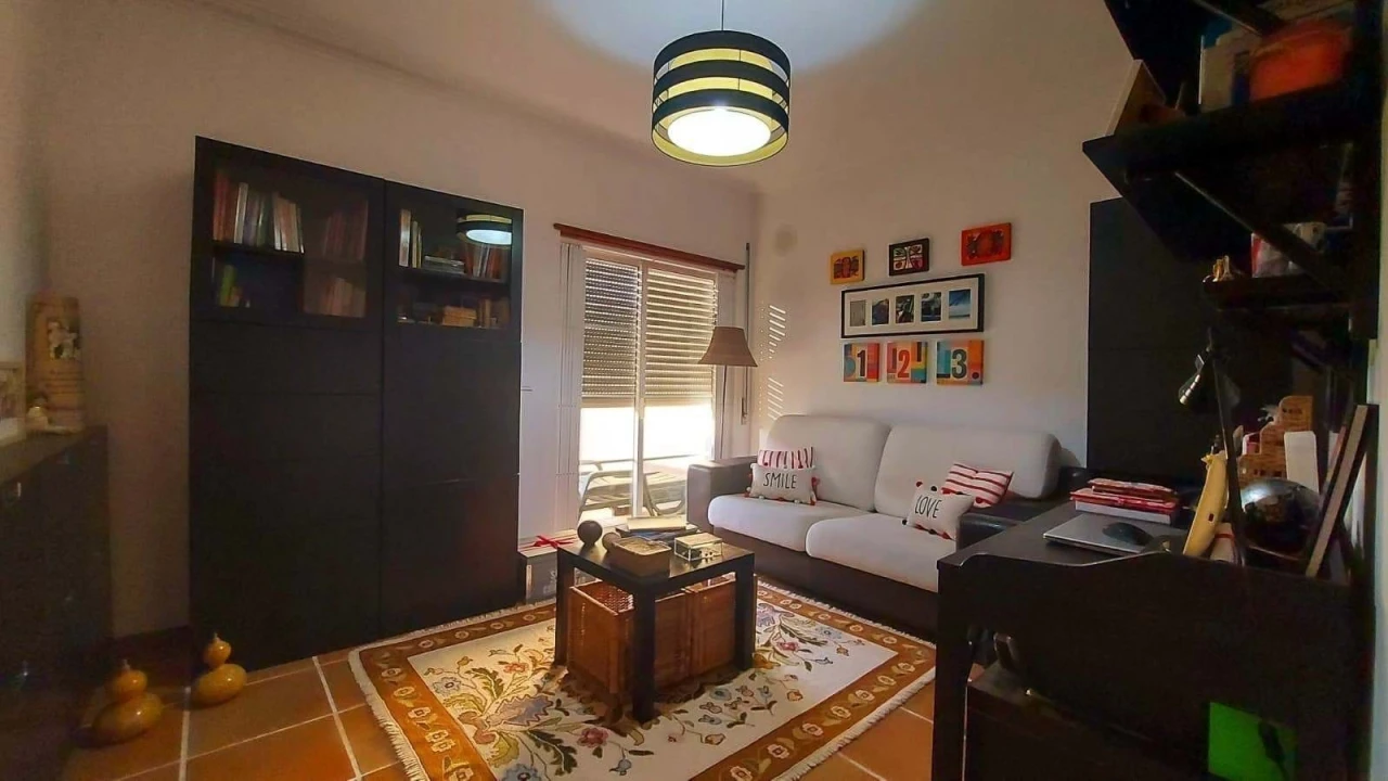 Moradia T4 para Venda em São Domingos de Rana Foto 18