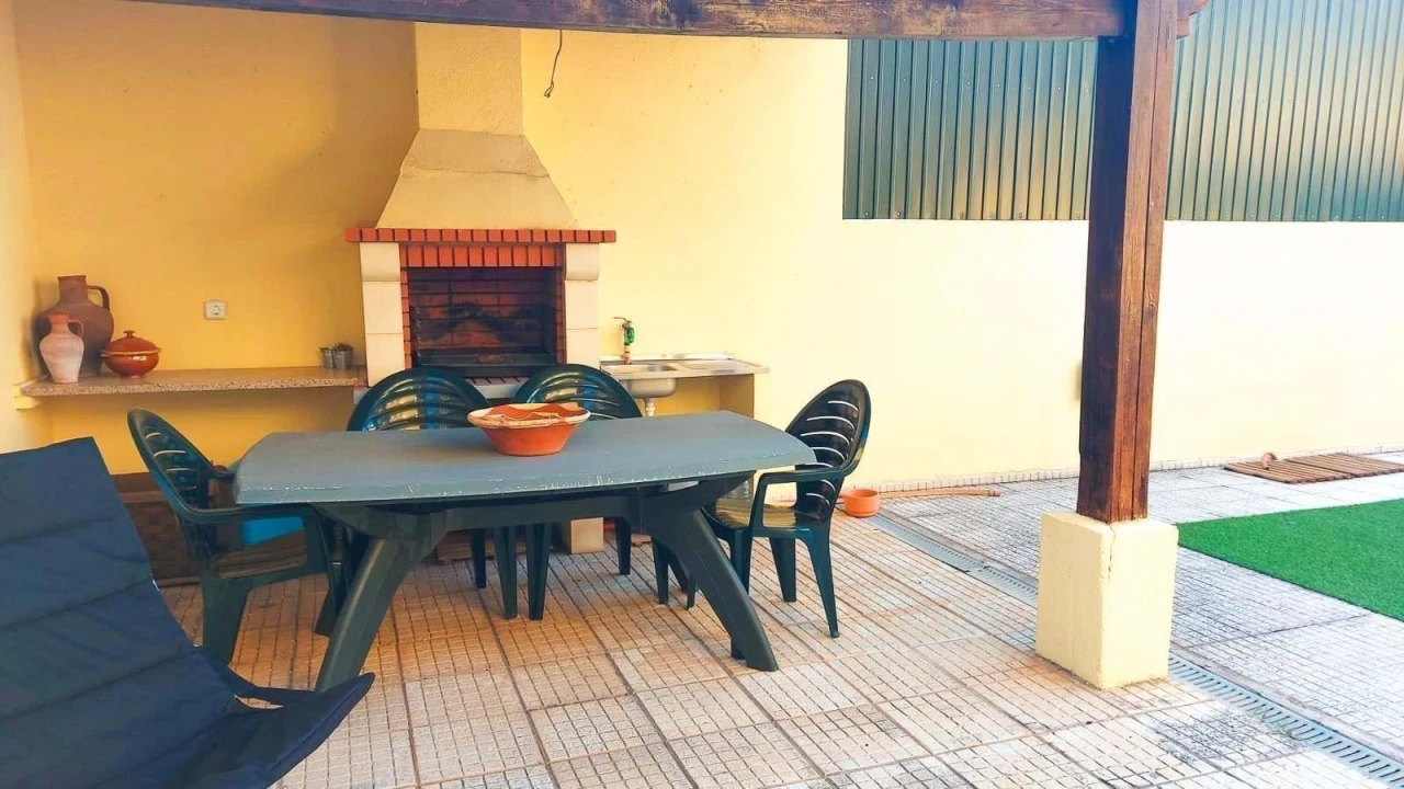 Moradia T4 para Venda em São Domingos de Rana Foto 9