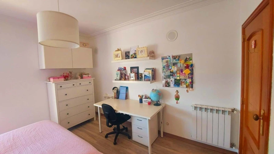 Moradia T4 para Venda em São Domingos de Rana Foto 17