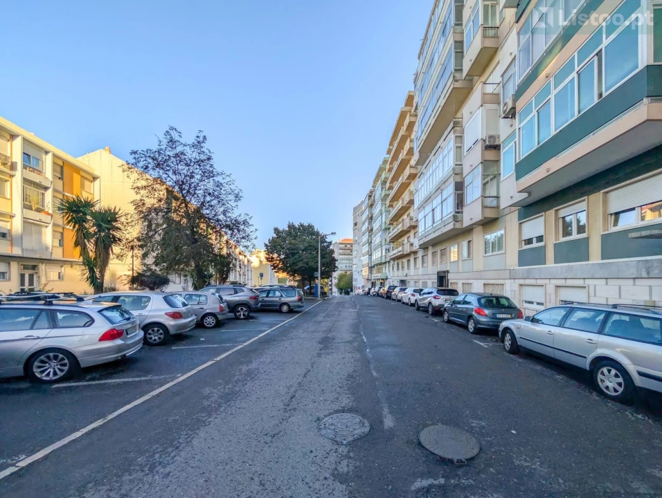 Apartamento T3 para Venda em Lumiar Foto 32