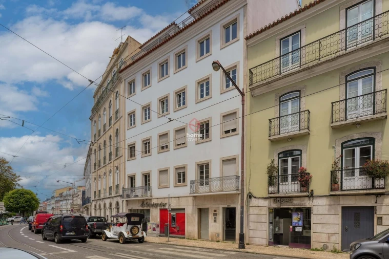 Prédio para Venda em Santo António Foto 2