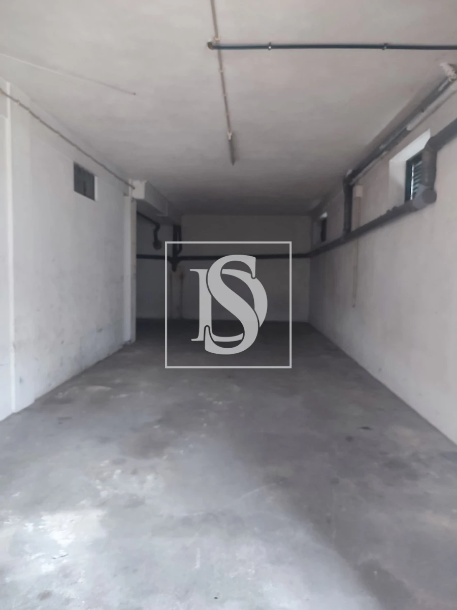 Armazém para Venda em Selho (São Cristovão) Foto 7