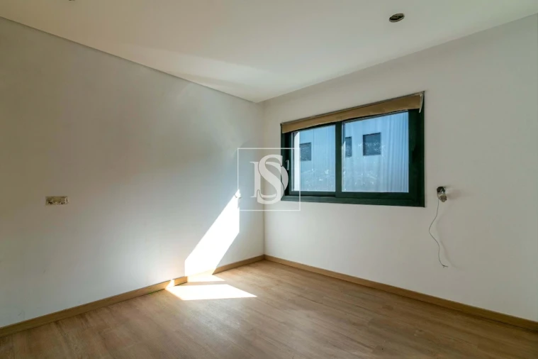 Apartamento T1 para Venda em Infias Foto 4