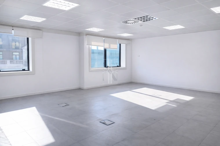 Negócio para Venda em Santo António Foto 7