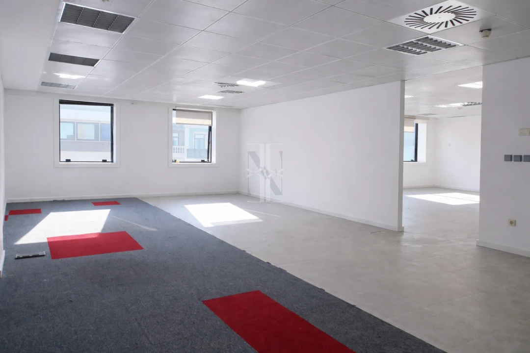 Negócio para Arrendamento em Santo António Foto 6