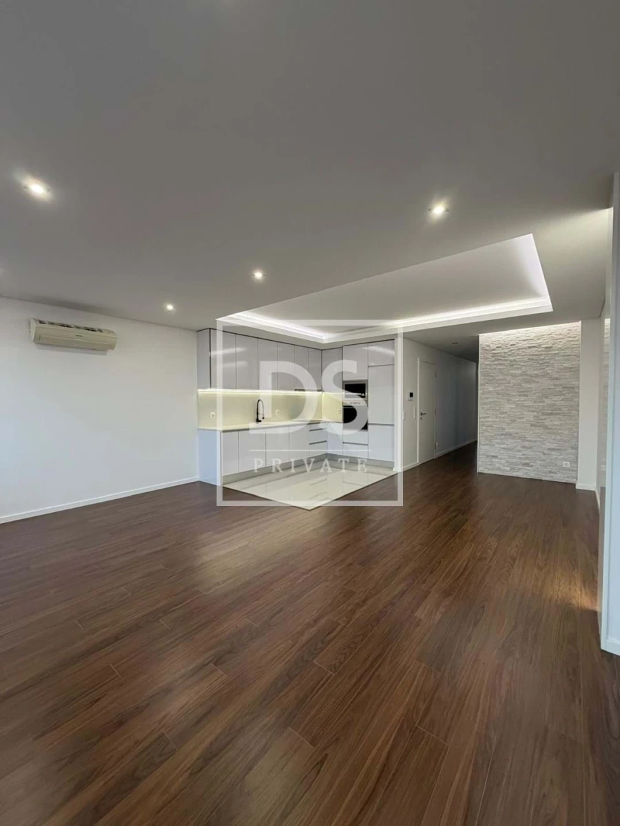 Apartamento T3 para Venda em Ramalde Foto 3