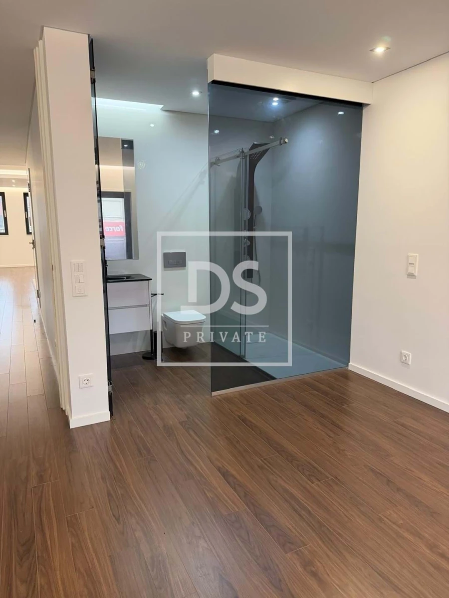 Apartamento T3 para Venda em Ramalde Foto 7