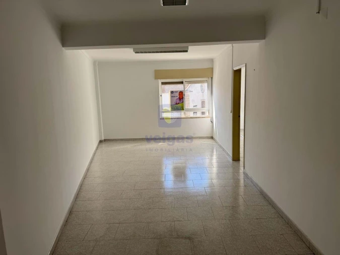 Escritório para Venda em Marvila, Ribeira Santarém, São Salvador, São Nicolau Foto 2