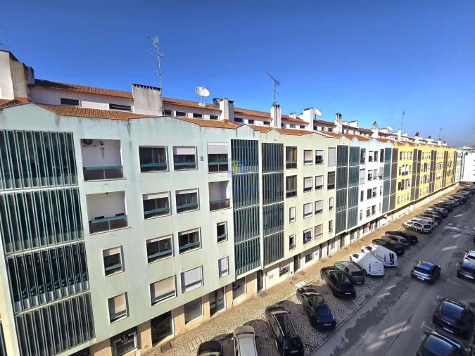 Apartamento T3 para Arrendamento em Alverca do Ribatejo e Sobralinho Foto 19