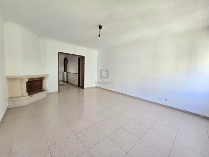 Apartamento T3 para Arrendamento em Alverca do Ribatejo e Sobralinho Foto 3