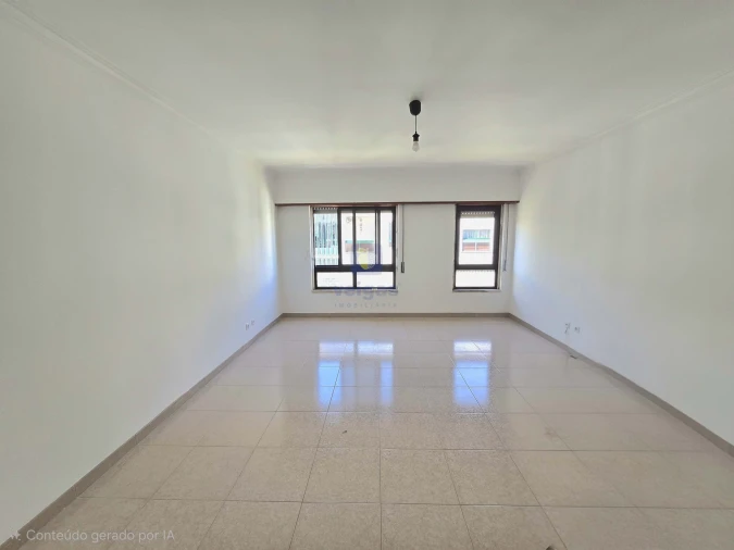 Apartamento T3 para Arrendamento em Alverca do Ribatejo e Sobralinho Foto 2