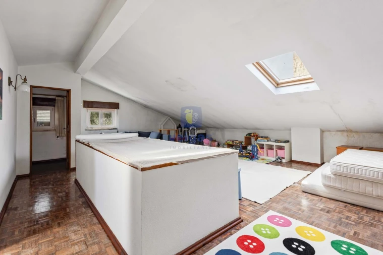 Moradia T3 para Venda em Olho Marinho Foto 22