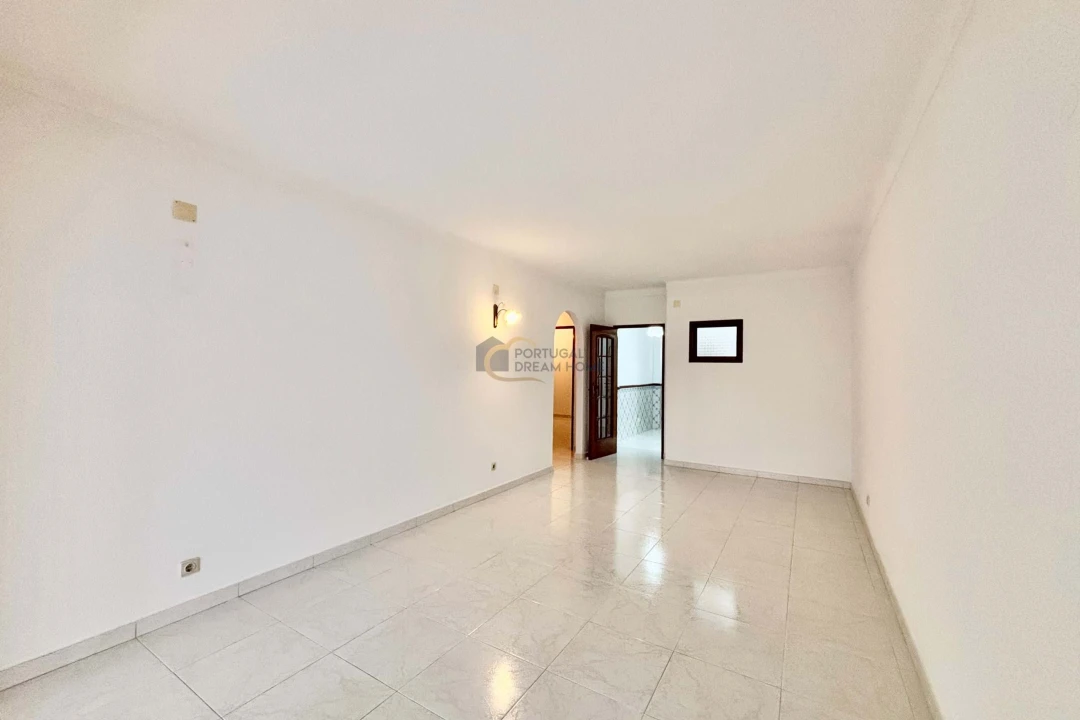 Apartamento T1 para Venda em Albufeira e Olhos de Água Foto 14