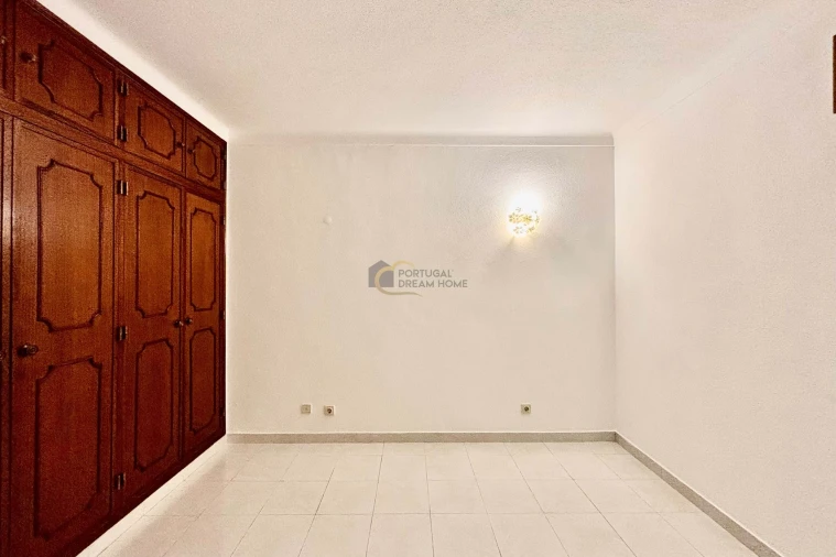 Apartamento T1 para Venda em Albufeira e Olhos de Água Foto 12