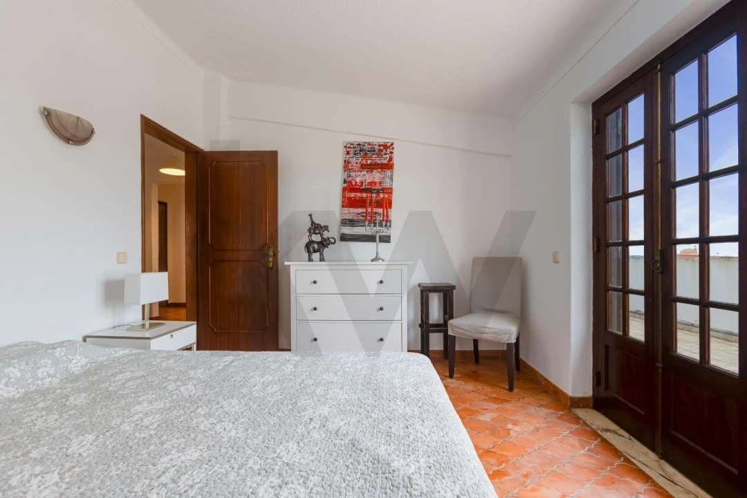 Apartamento T2 para Venda em Porches Foto 11