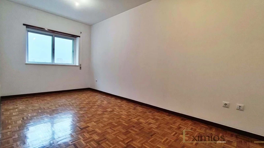 Apartamento T1 para Venda em Póvoa de Varzim, Beiriz e Argivai Foto 3