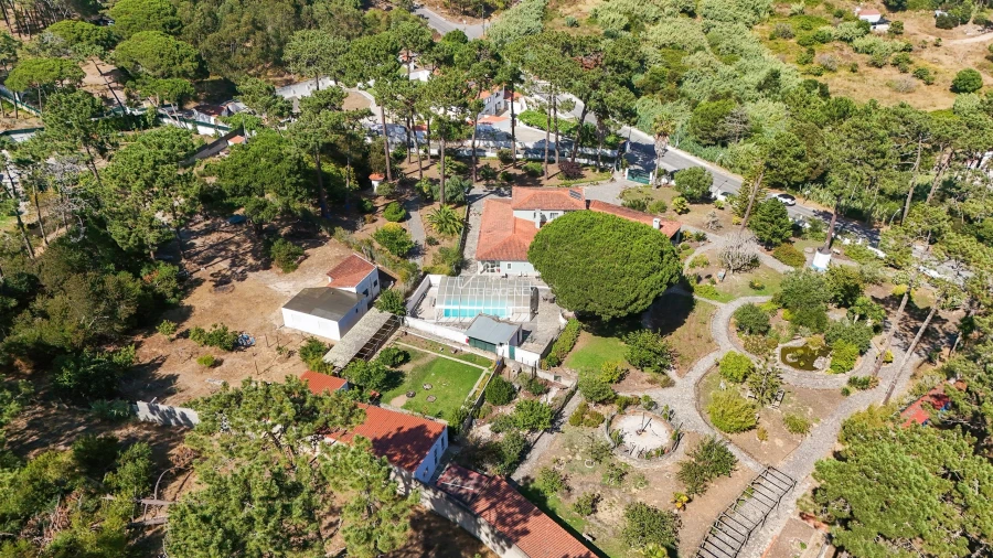 Quinta T4 para Venda em Colares Foto 37