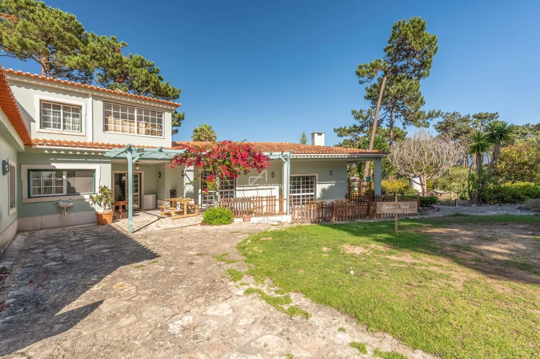 Quinta T4 para Venda em Colares Foto 1