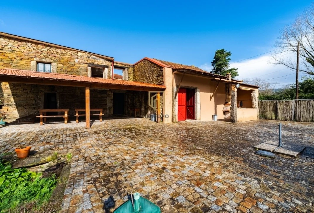 Quinta T5 para Venda em Gandra Foto 7