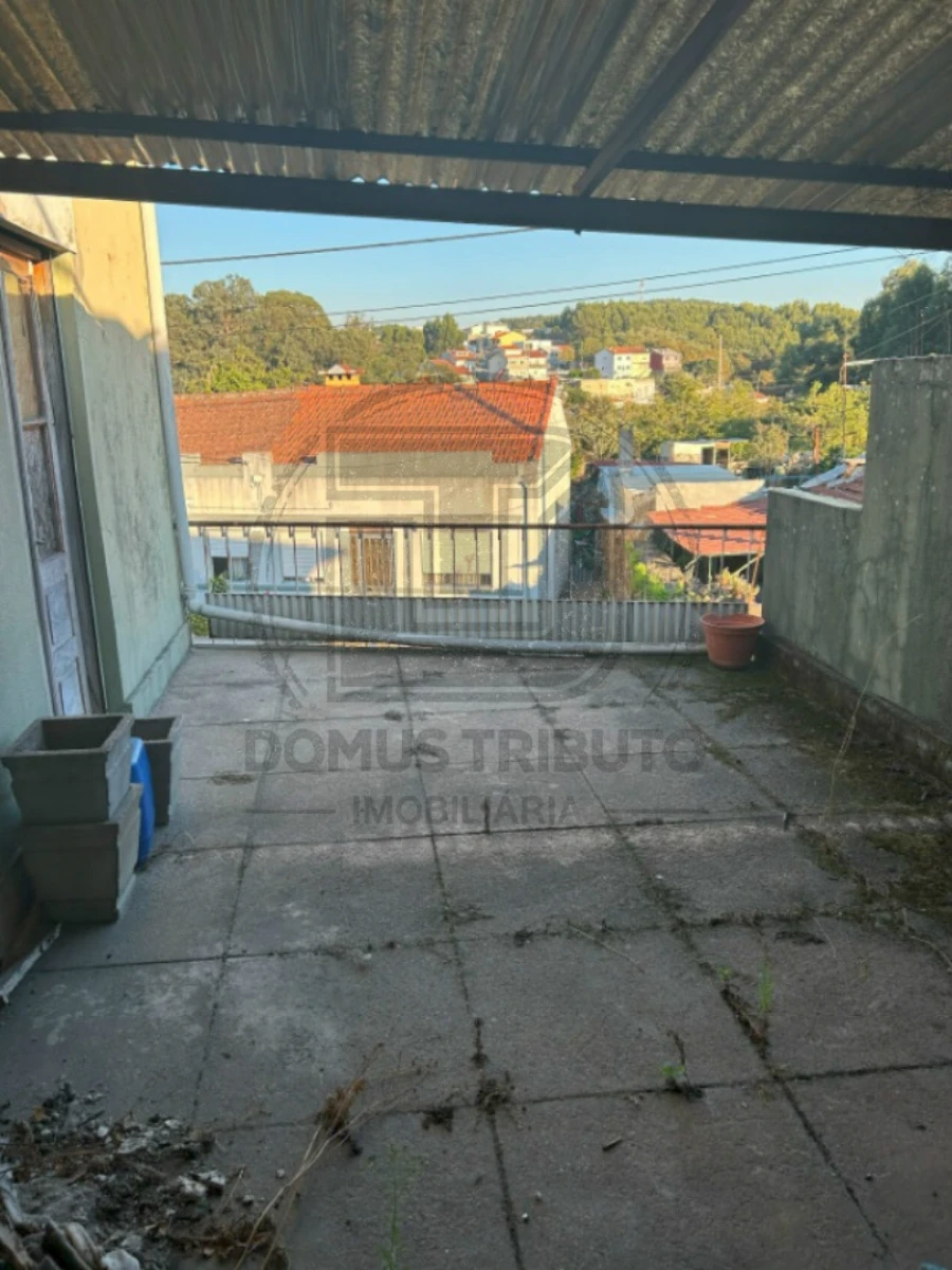 Prédio para Venda em Milheiros Foto 11