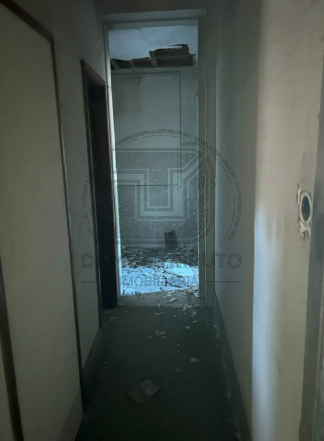 Prédio para Venda em Milheiros Foto 14