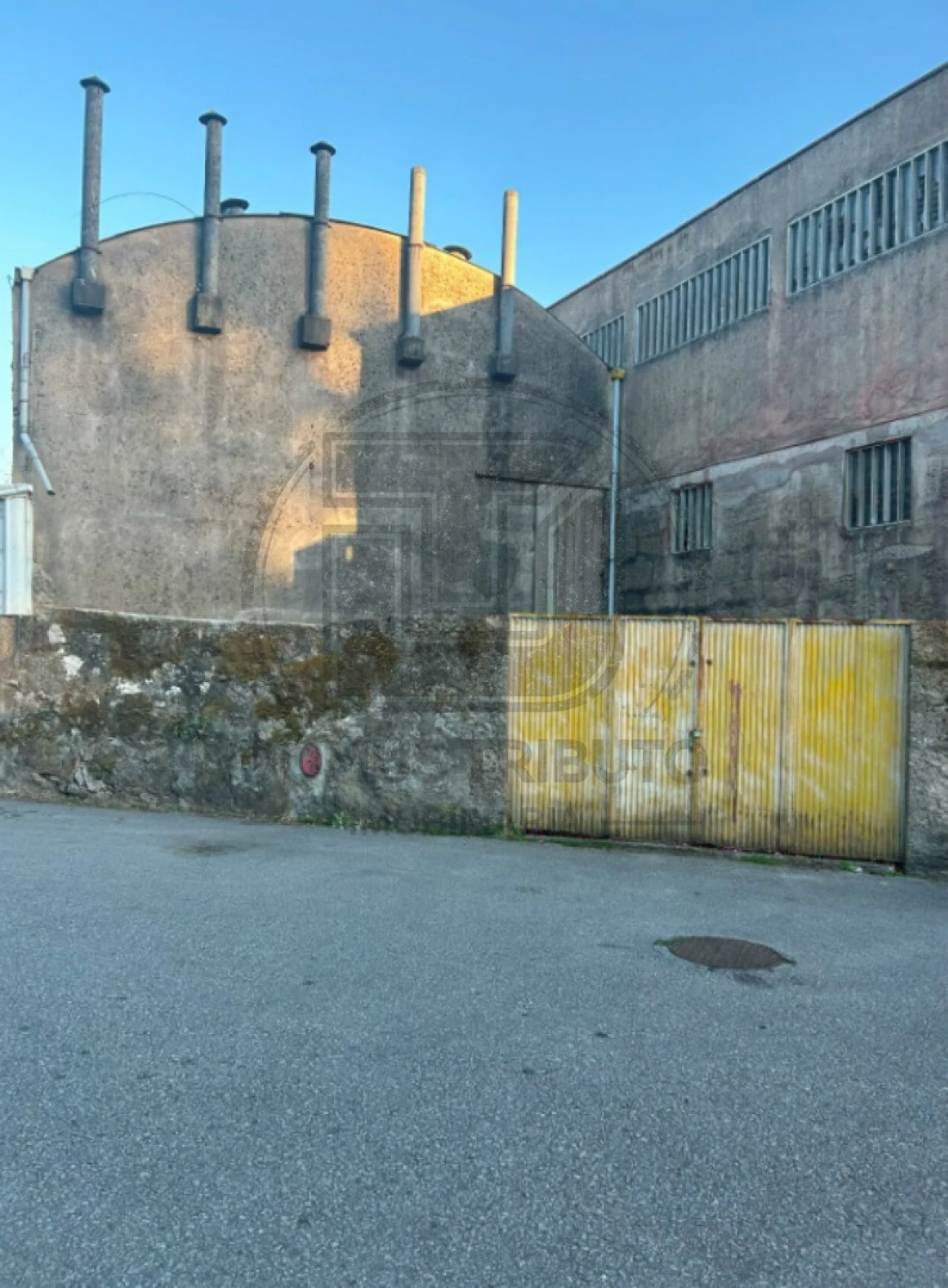 Prédio para Venda em Milheiros Foto 47