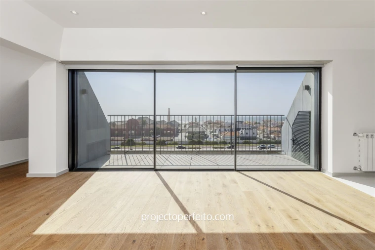 Apartamento T3 para Arrendamento em Espinho Foto 5