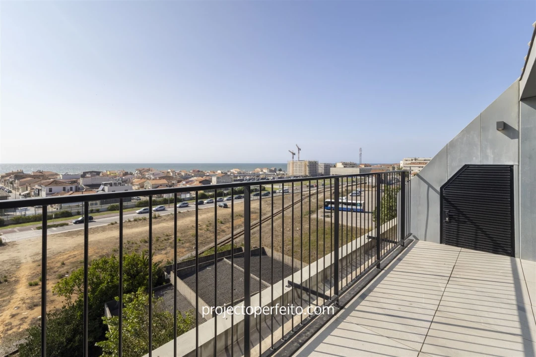 Apartamento T3 para Arrendamento em Espinho Foto 1