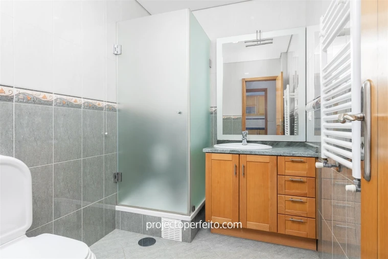 Moradia T4 para Venda em Anta e Guetim Foto 12