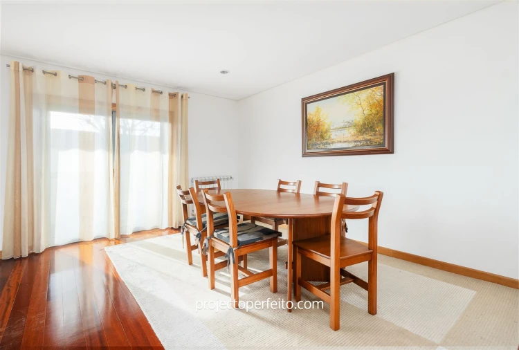 Moradia T4 para Venda em Anta e Guetim Foto 6