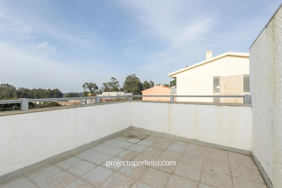 Moradia T4 para Venda em Anta e Guetim Foto 20