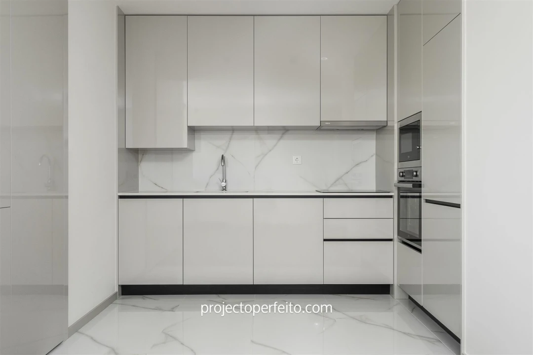 Apartamento T1 para Arrendamento em Espinho Foto 7