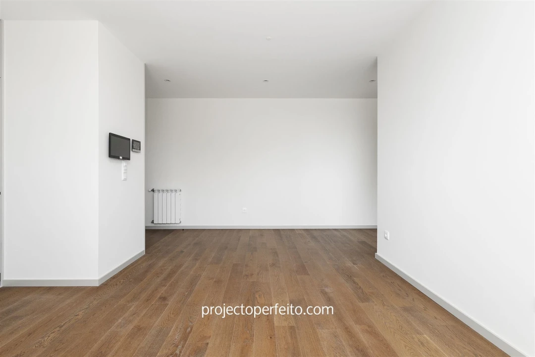 Apartamento T1 para Arrendamento em Espinho Foto 8