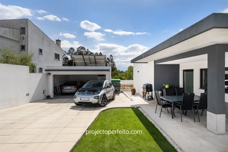 Moradia T3 para Venda em Santa Maria da Feira, Travanca, Sanfins e Espargo Foto 6