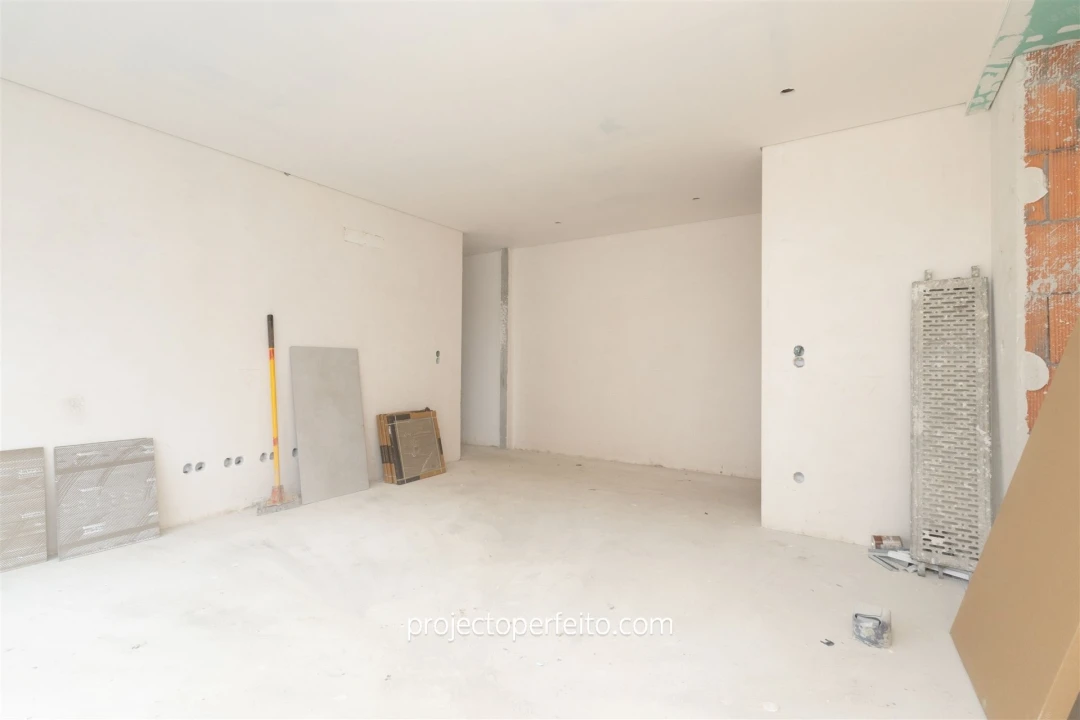 Apartamento T1 para Venda em São Felix da Marinha Foto 4
