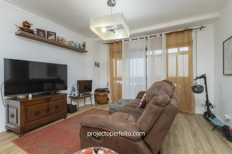 Apartamento T3 para Venda em Anta e Guetim Foto 5