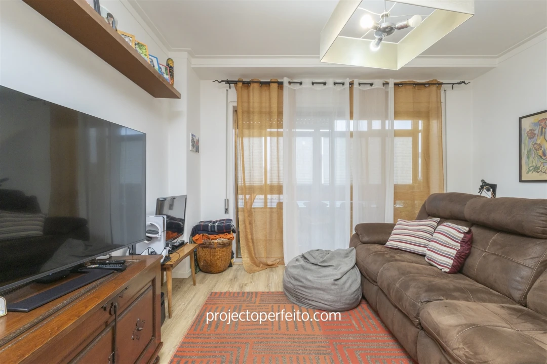 Apartamento T3 para Venda em Anta e Guetim Foto 4