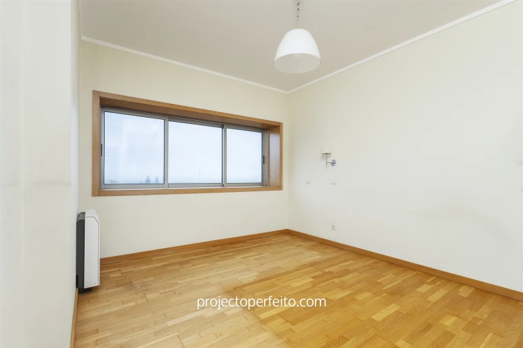 Apartamento T2 para Venda em Anta e Guetim Foto 9