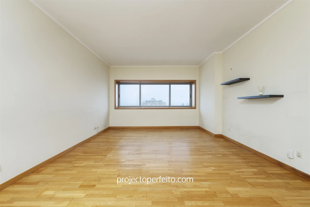 Apartamento T2 para Venda em Anta e Guetim Foto 2