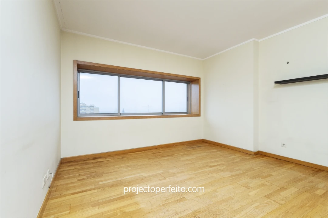 Apartamento T2 para Venda em Anta e Guetim Foto 3