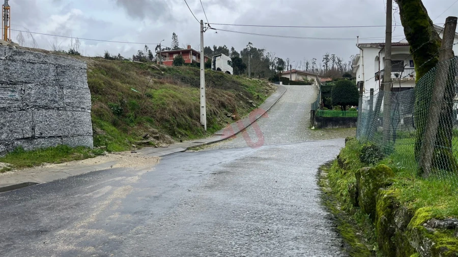 Terreno para Venda em Cepães e Fareja Foto 4