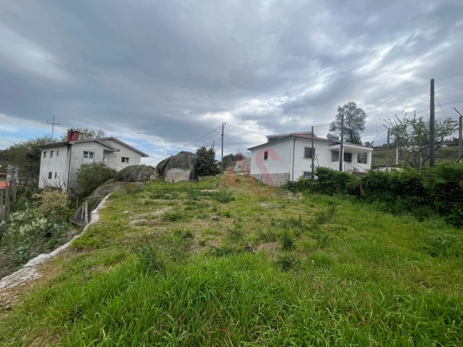 Terreno para Venda em Cepães e Fareja Foto 3