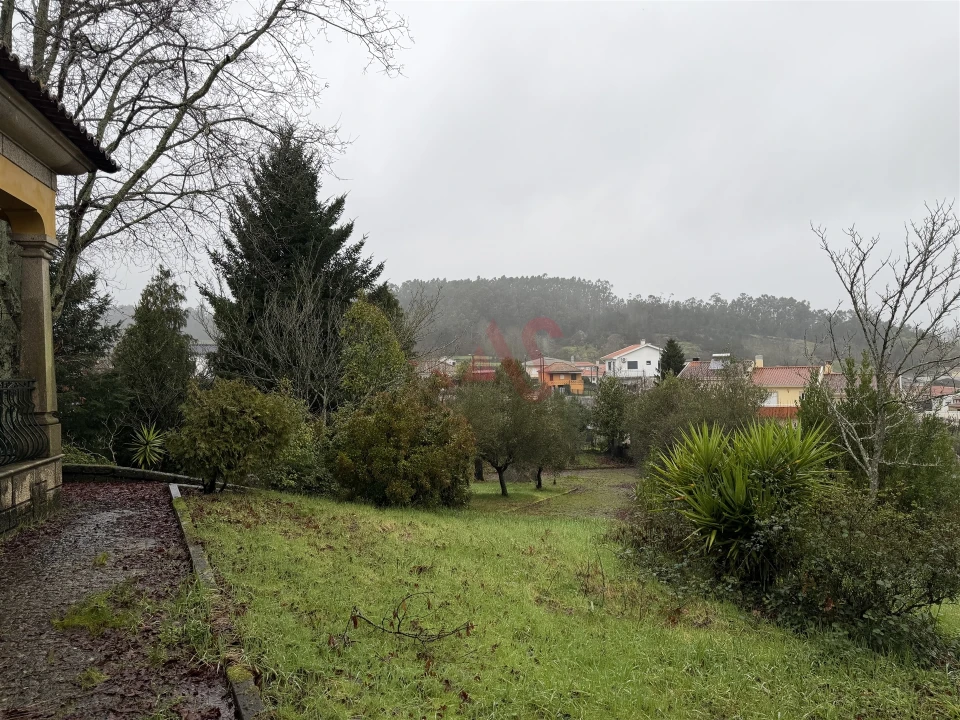 Moradia T5 para Venda em Meinedo Foto 42