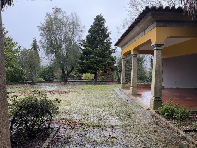 Moradia T5 para Venda em Meinedo Foto 4