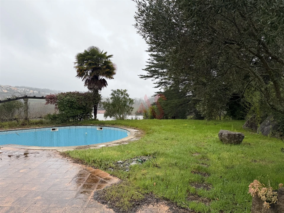 Moradia T5 para Venda em Meinedo Foto 40