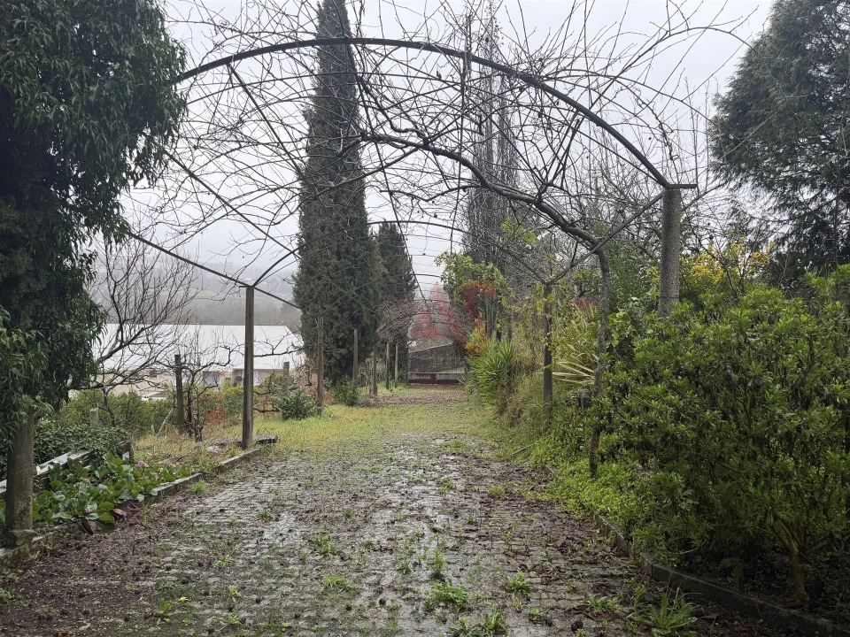 Moradia T5 para Venda em Meinedo Foto 45